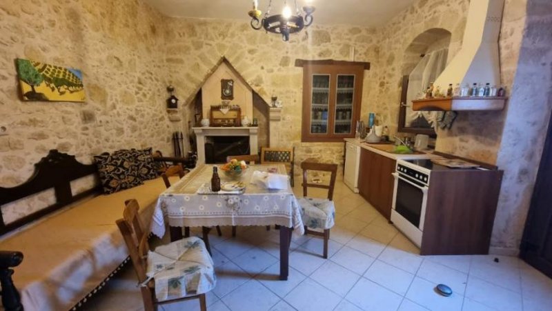 Agios Myronas Kreta, Agios Myronas: Einfamilienhaus aus Stein zu verkaufen Haus kaufen